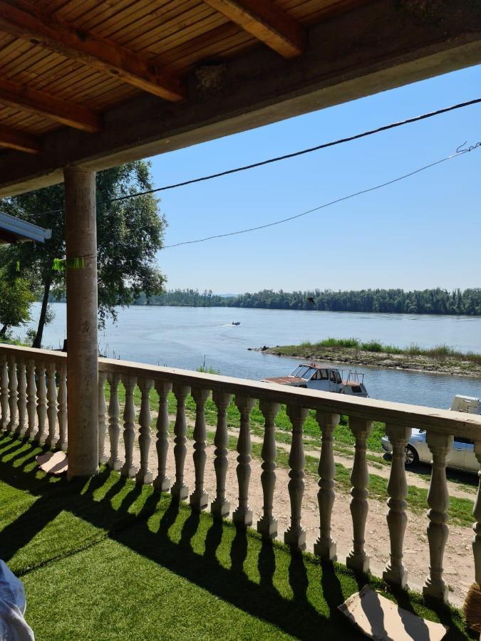 River View - Danube Celarevo Exterior photo